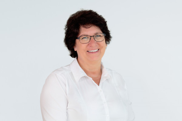 Katharina Solomaier, Assistentin der Geschäftsführung, im Bereich Verwaltung tätig