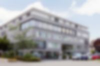Außenansicht des Ärztezentrums Kirchheim in dem sich die MVZ Kirchheim GmbH befindet